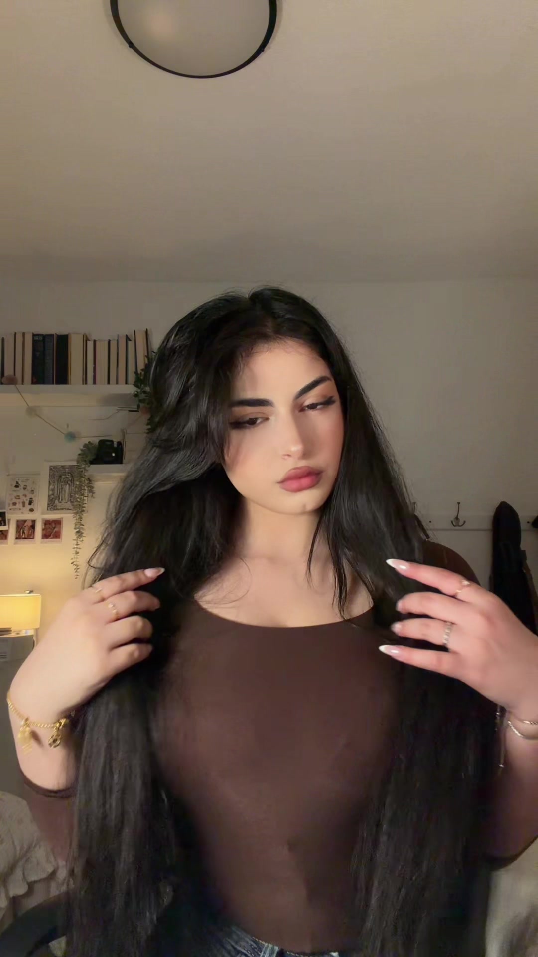 @Hus_77