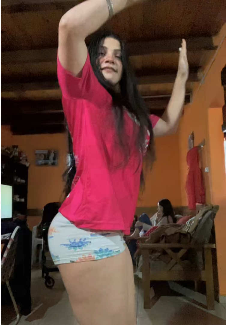 @Correa correa🍓💙❣️✨