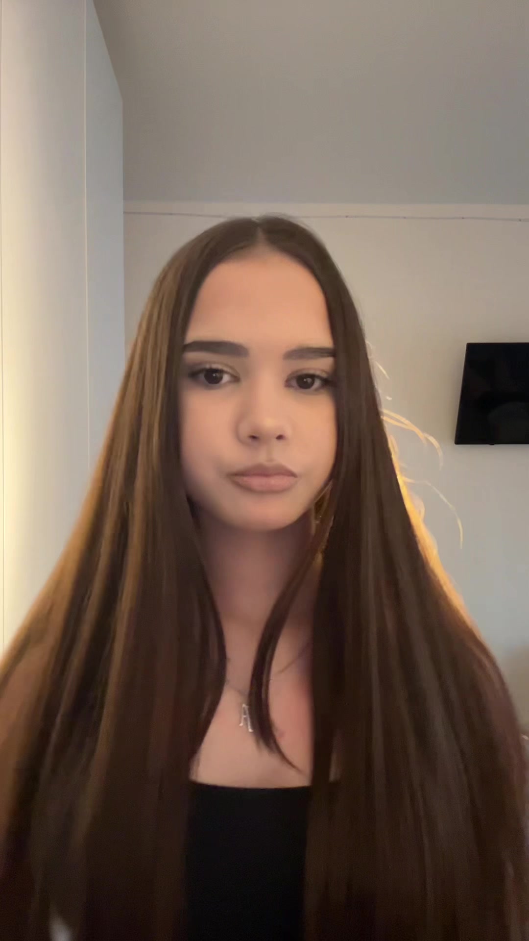 @arinika👅