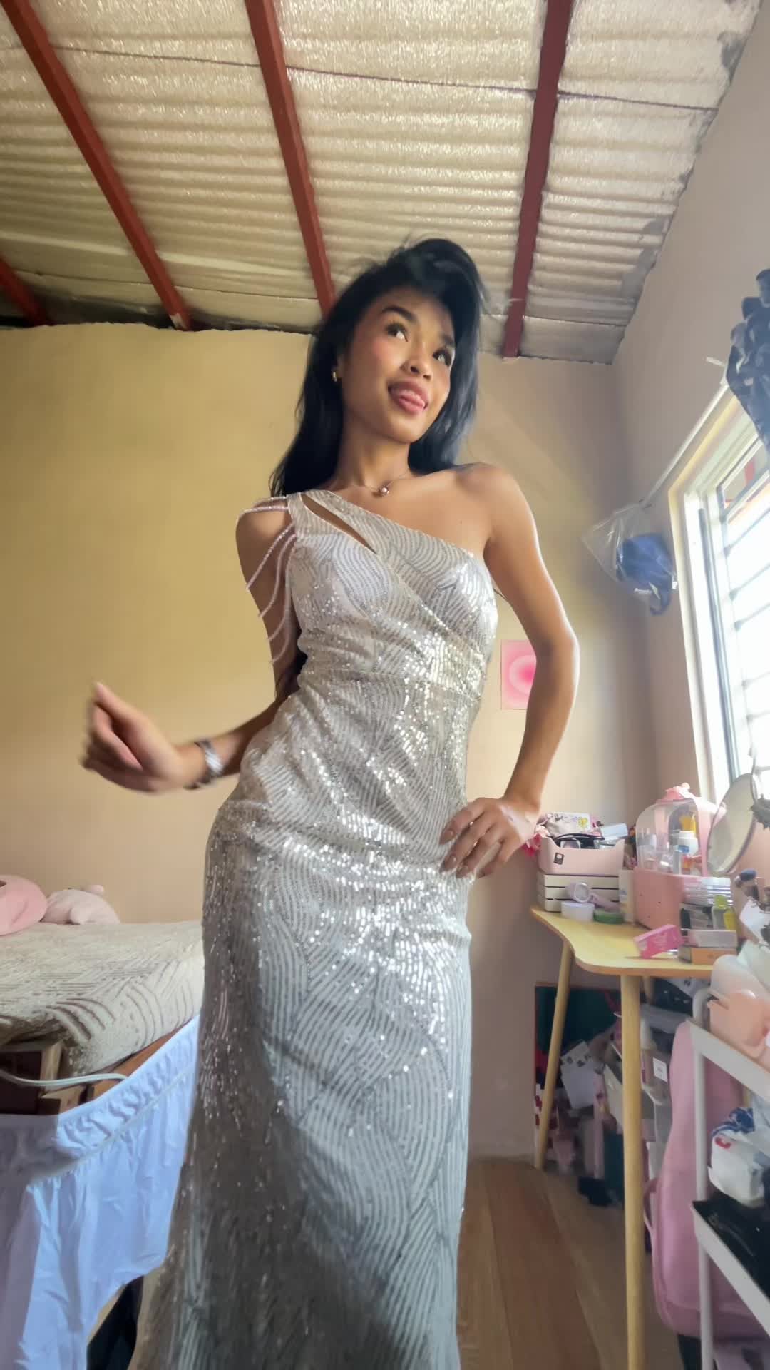 @@ishaaemeyyyy on ig