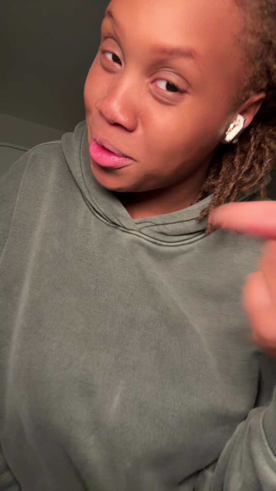 @Byqueenss 👑