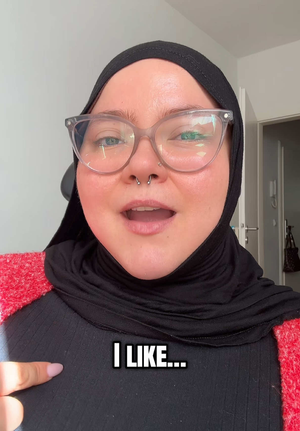 @Hidaya Elisa|BookTok 🧕🏻📖🦋