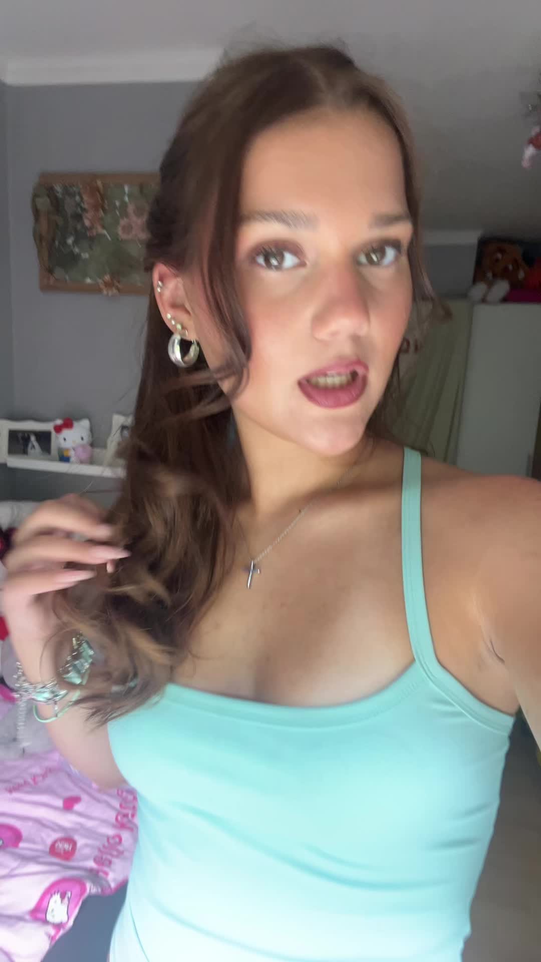@angie 🫰🏻