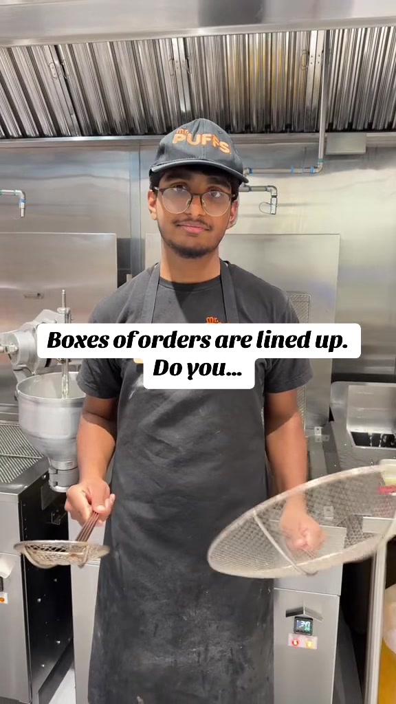 @Mr. Puffs Oshawa