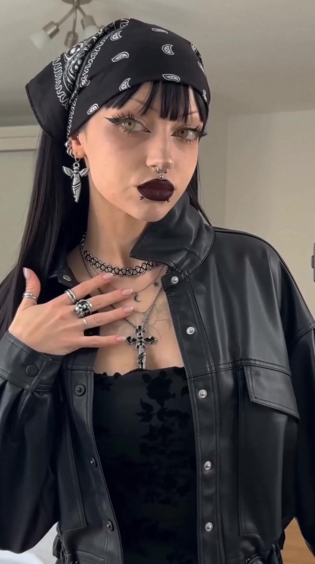 @ravenmoore