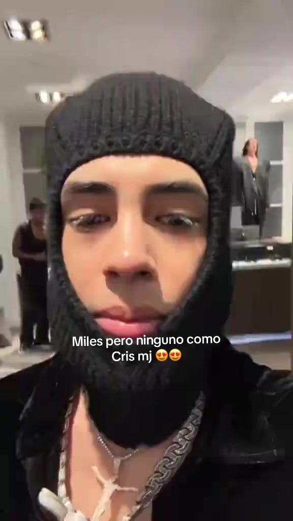 @ᥫ᭡ Nay👸🏻🎀