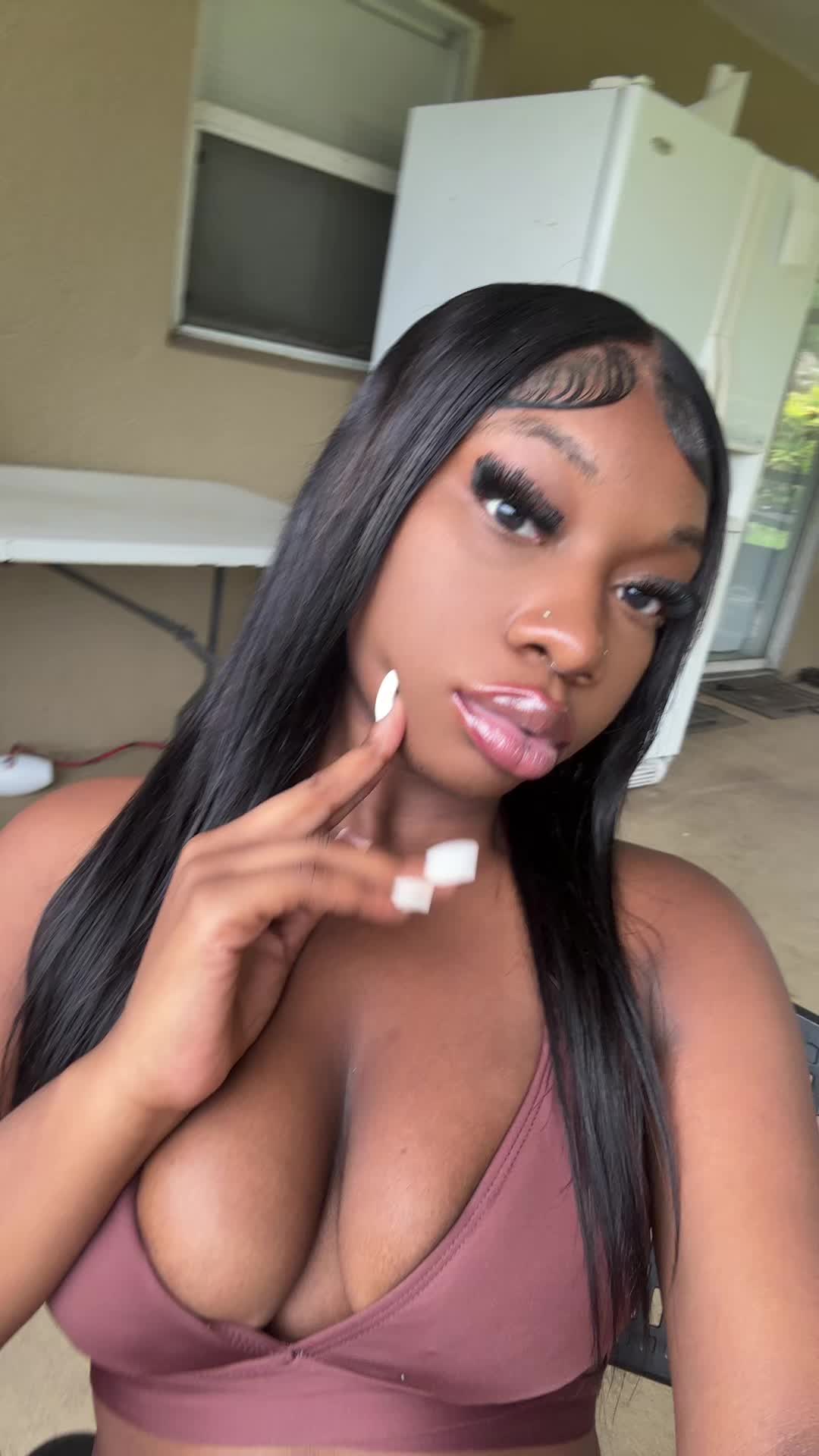 @zaniyah 🎀