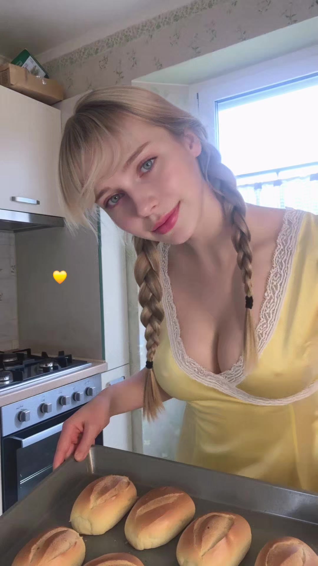 Yulia Makarova 💓 (@yuliyamakarovaa) - Urlebird