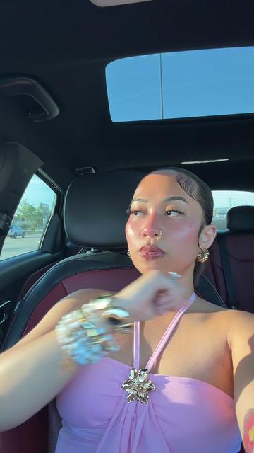 @Debbie 🩵