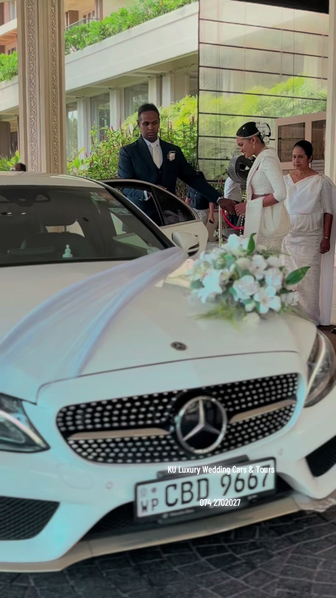 @KU Luxury Wedding Cars & Tours