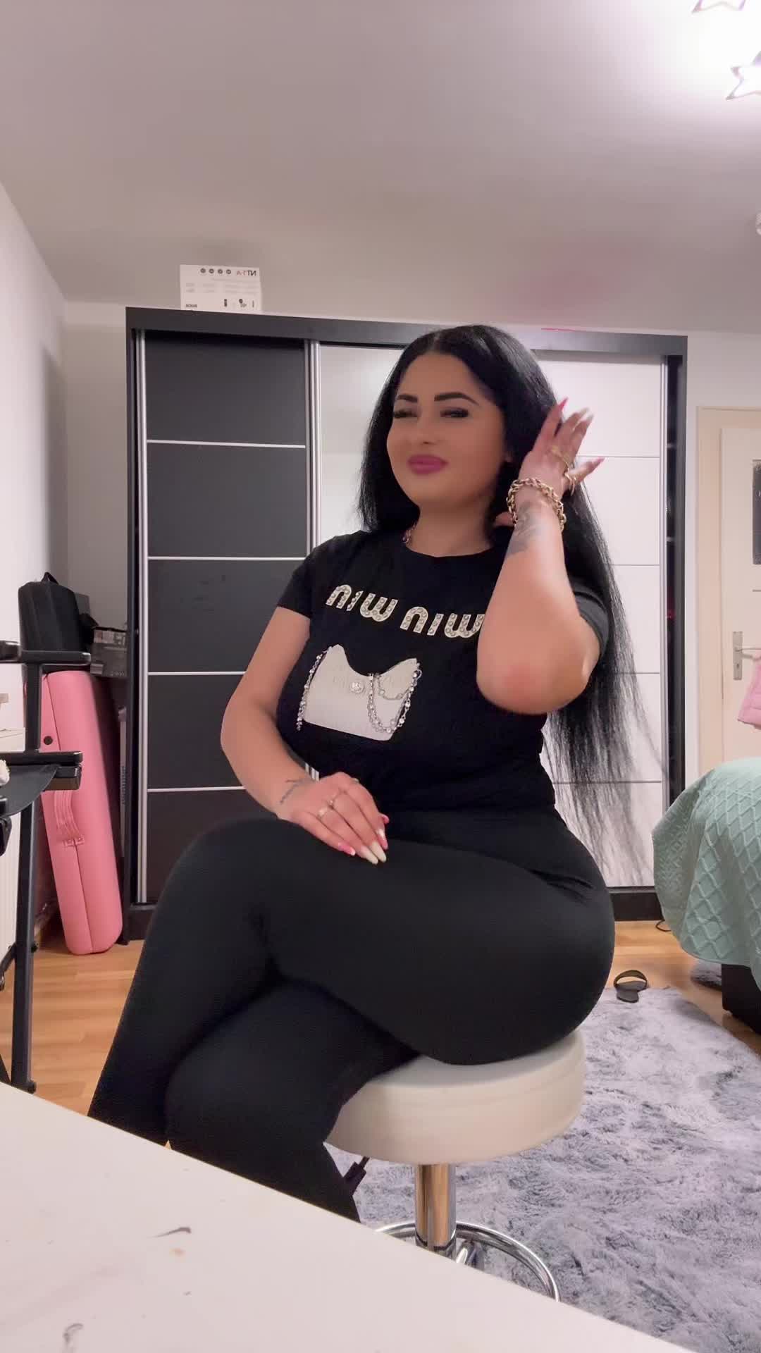 @Alexandra Nicol