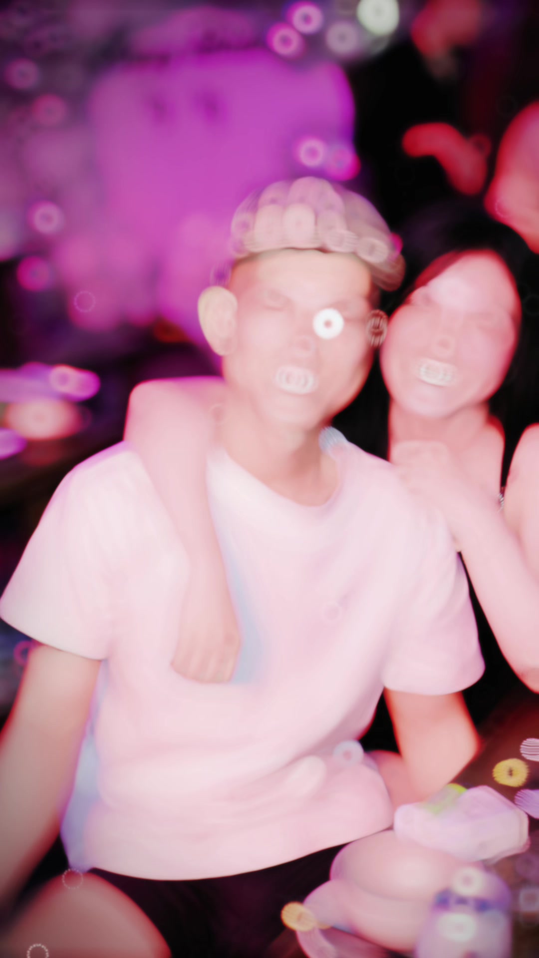 @𝕋𝕙𝕒𝕟𝕙 𝕍𝕪