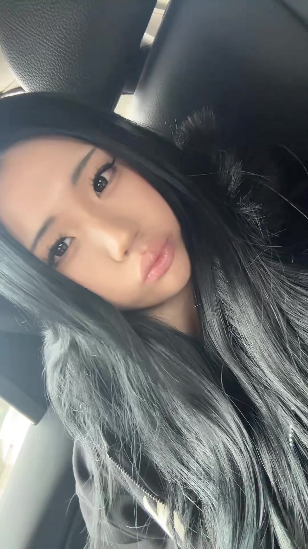 @angela