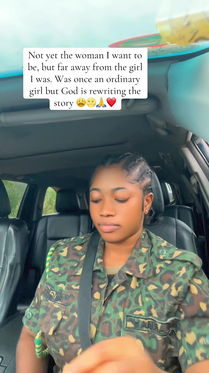 @Achiaa❤️👮👑🇬🇭