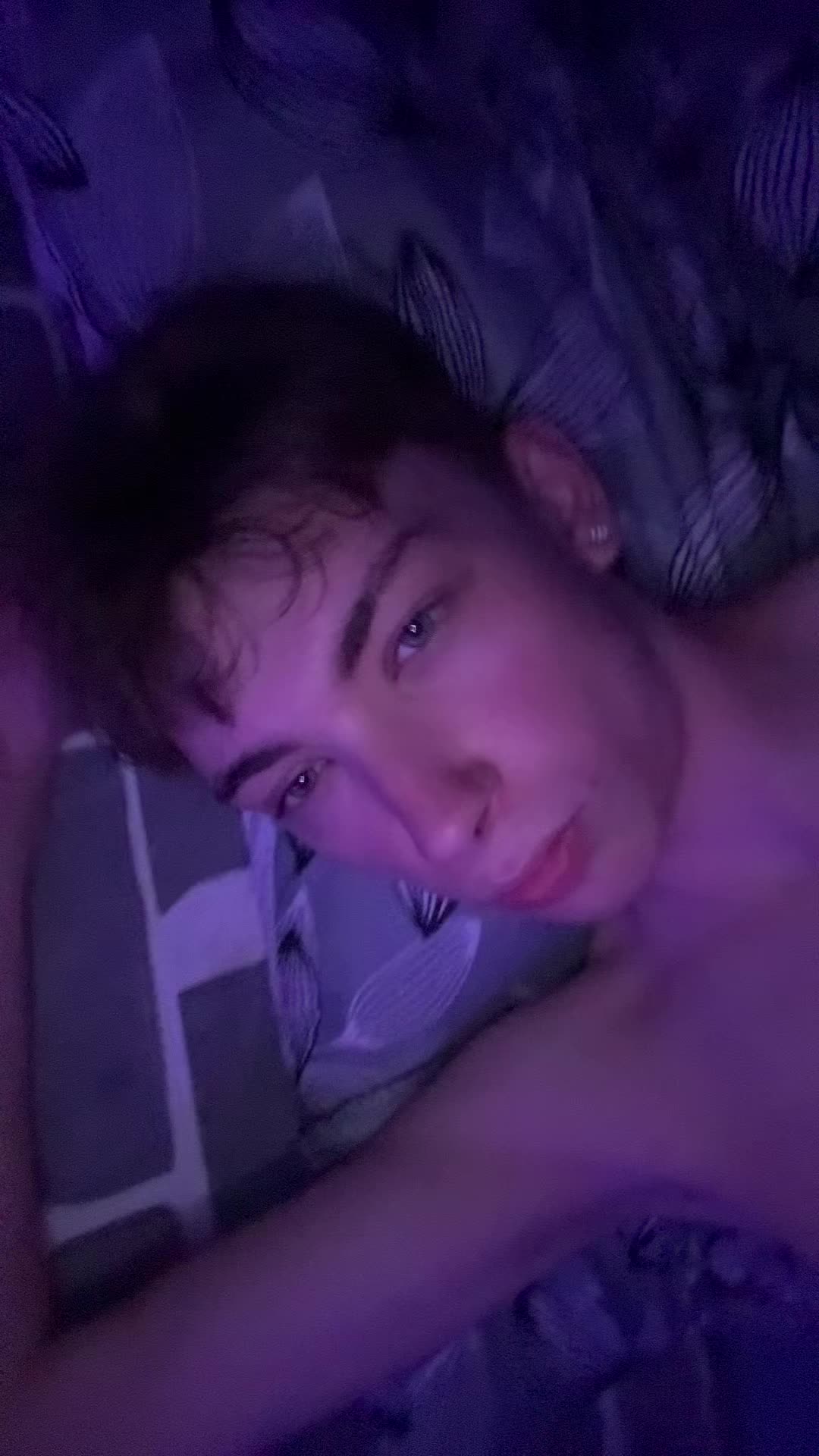 @napewnoniemaksiu