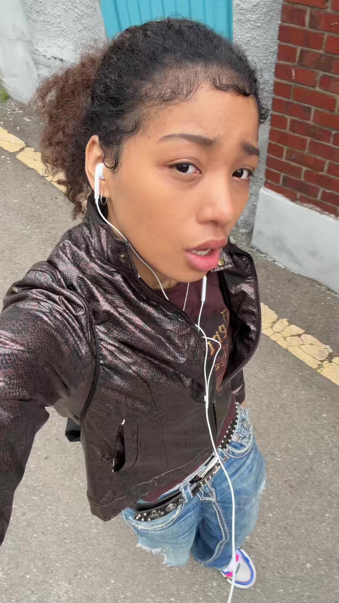 @임다다