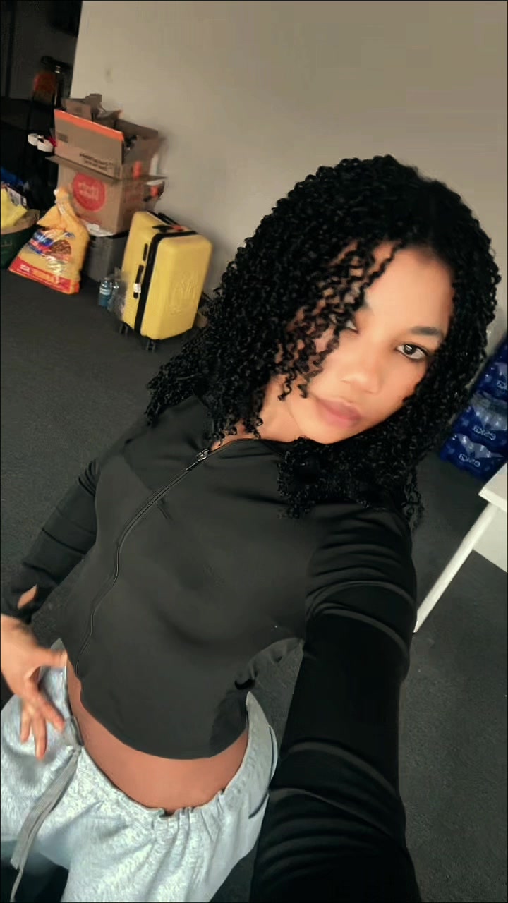 @Jenny Lee 001🇳🇬🇨🇦