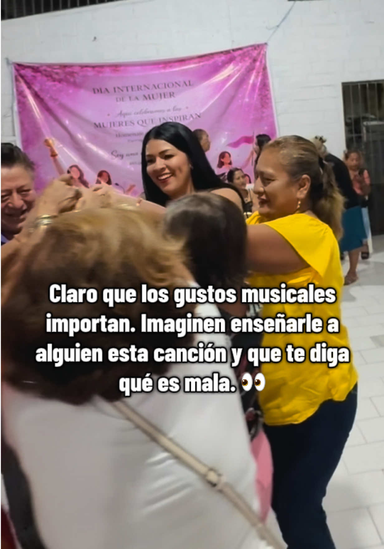 @Lady García