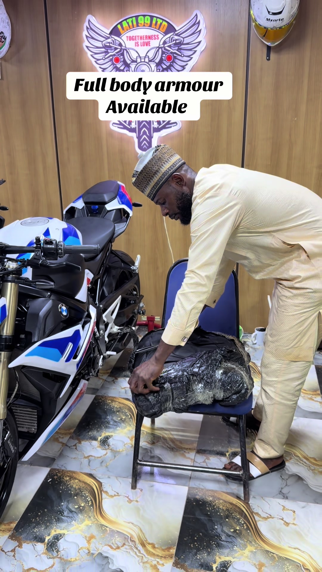 @superbikesandcars