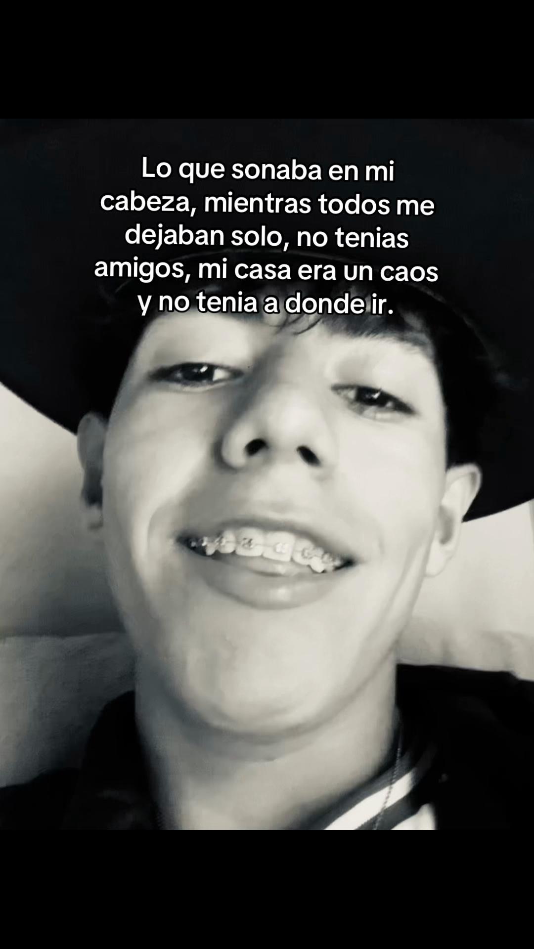 @elias.