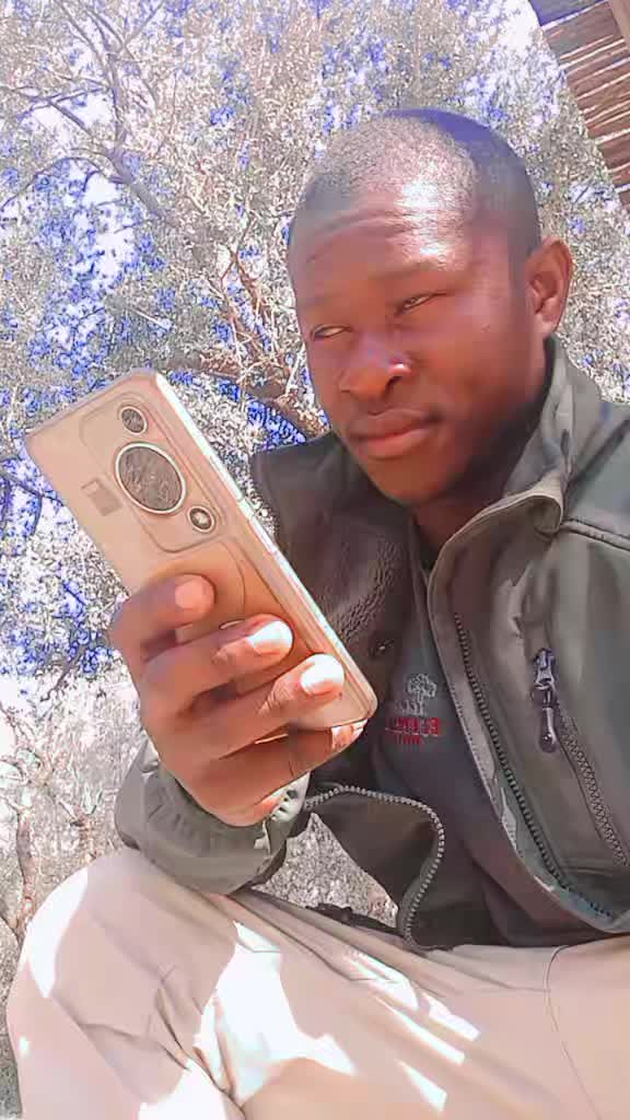 @vuyo🫠