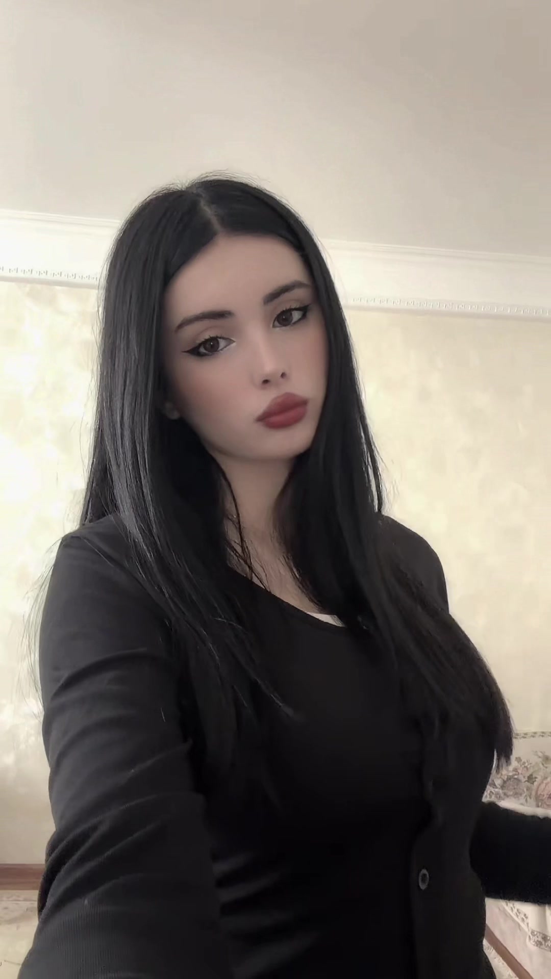 @эйлис