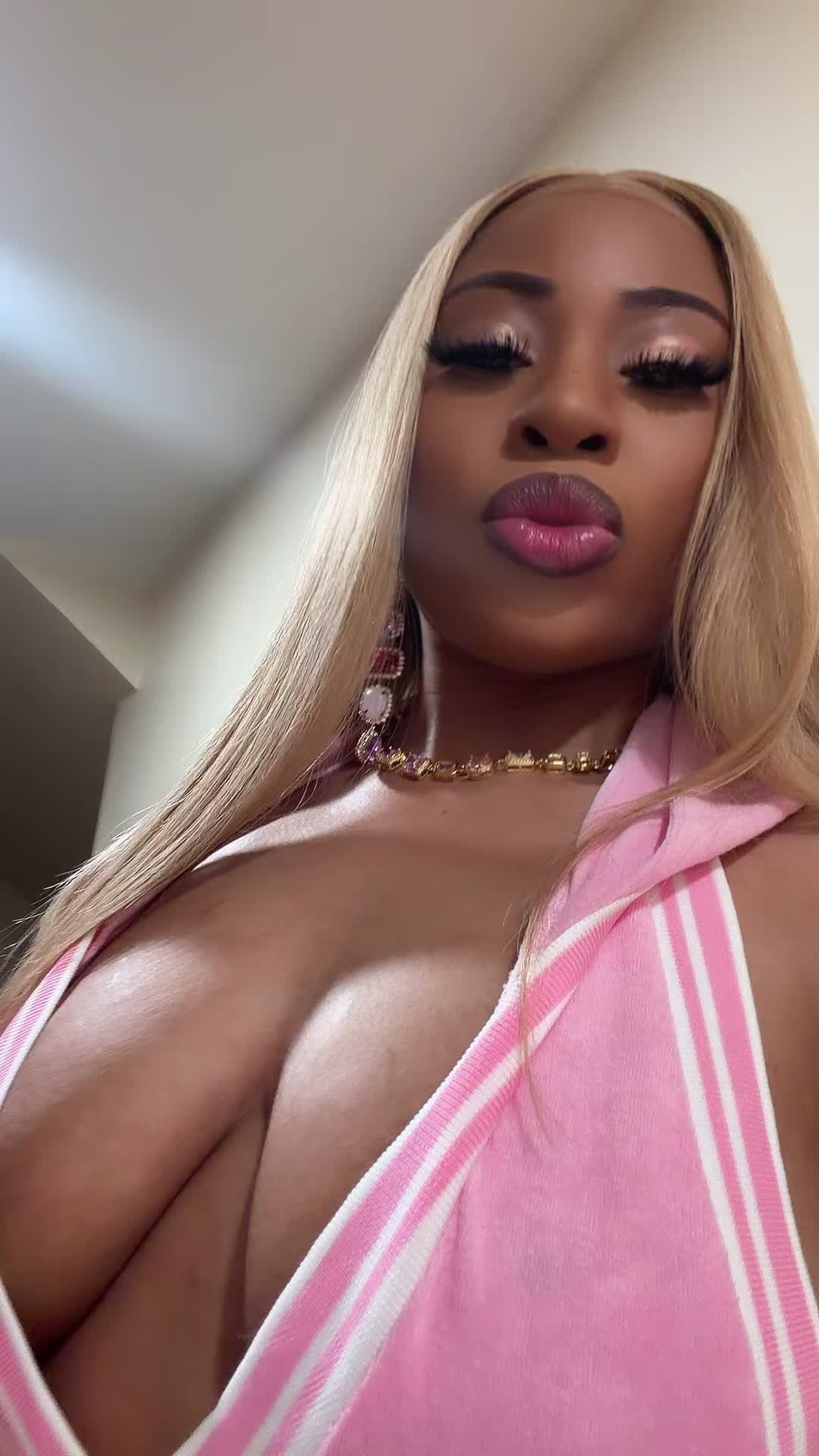 @DreaAndrayyyaaaa💉💉💉