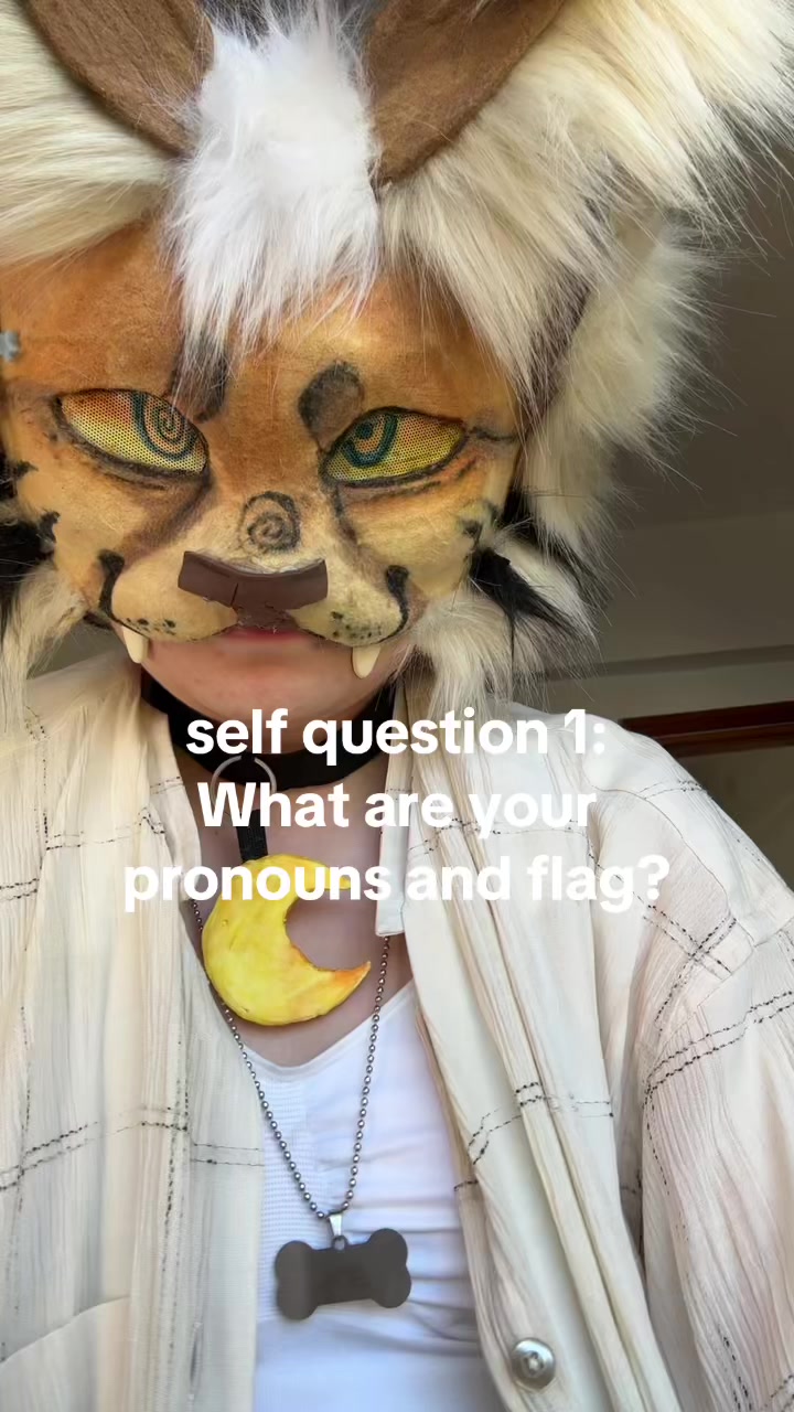 @ᑕOᒪ𐌀 𓆈