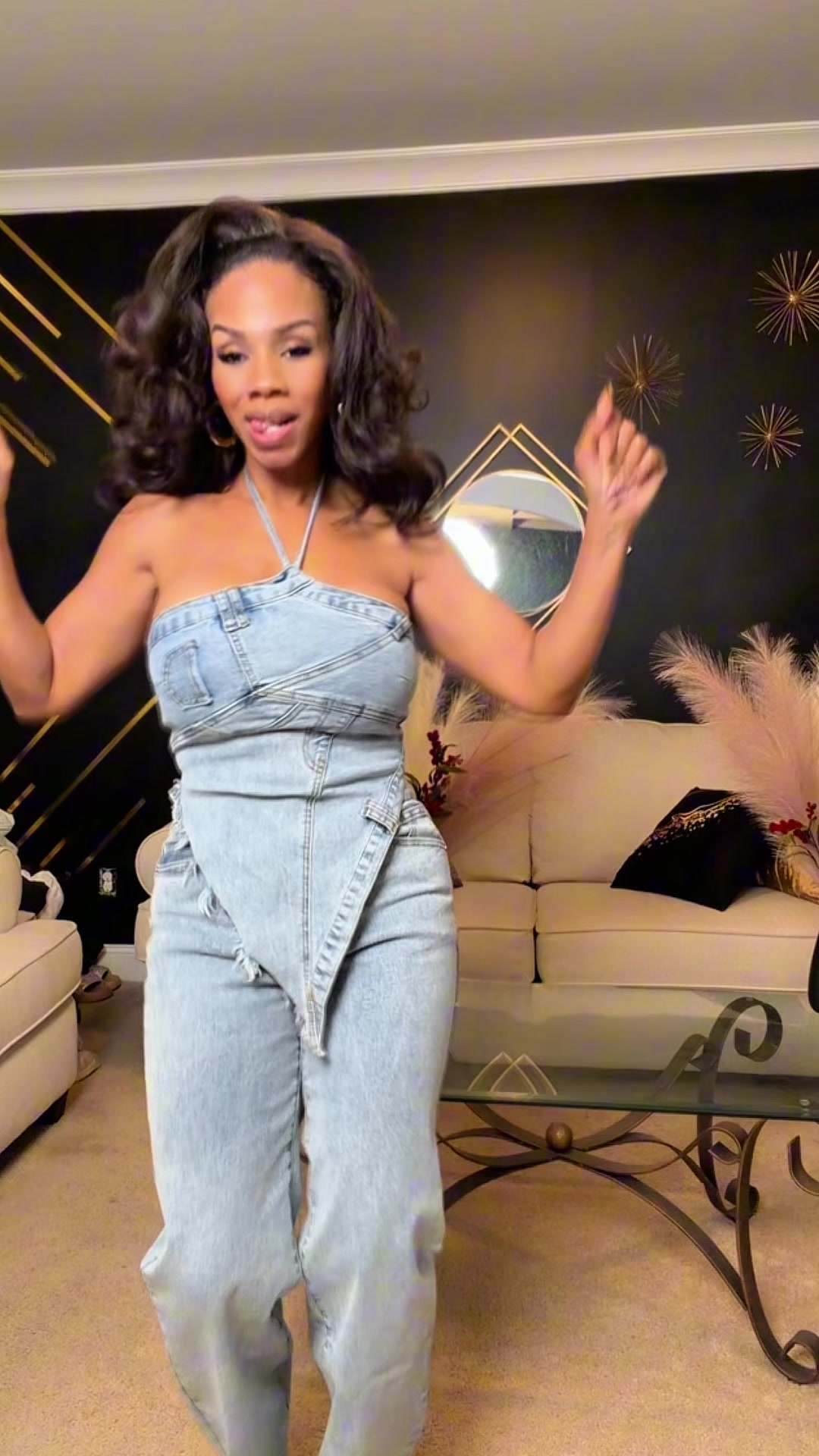@Tenishia