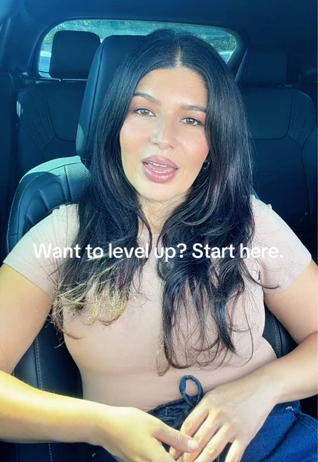 @Mari Leal
