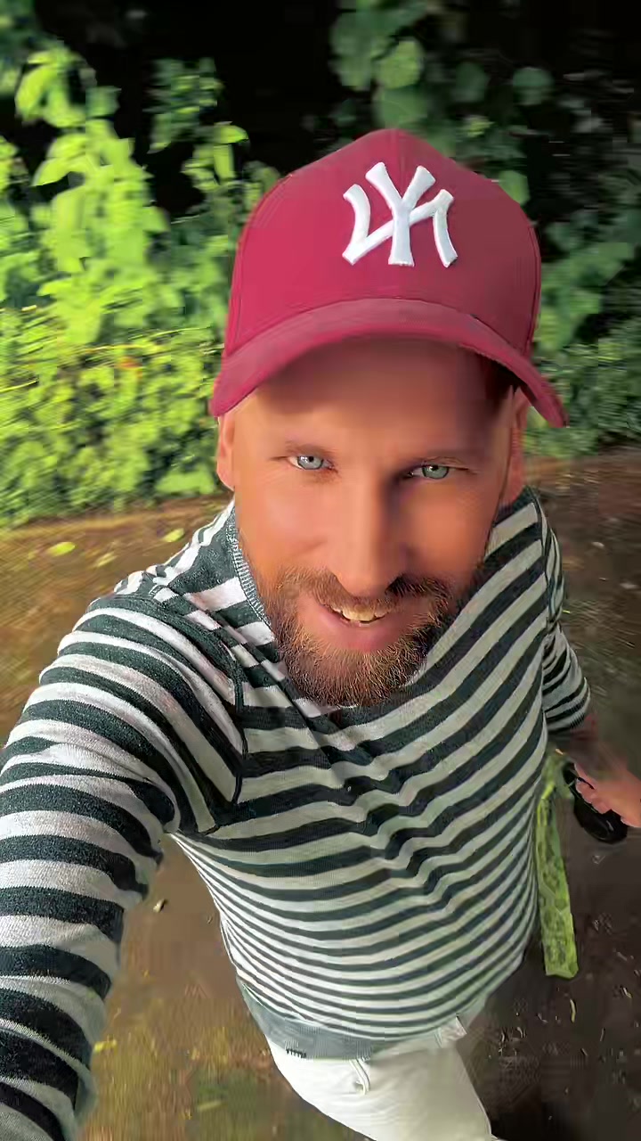 @Ralf🏳️🌈
