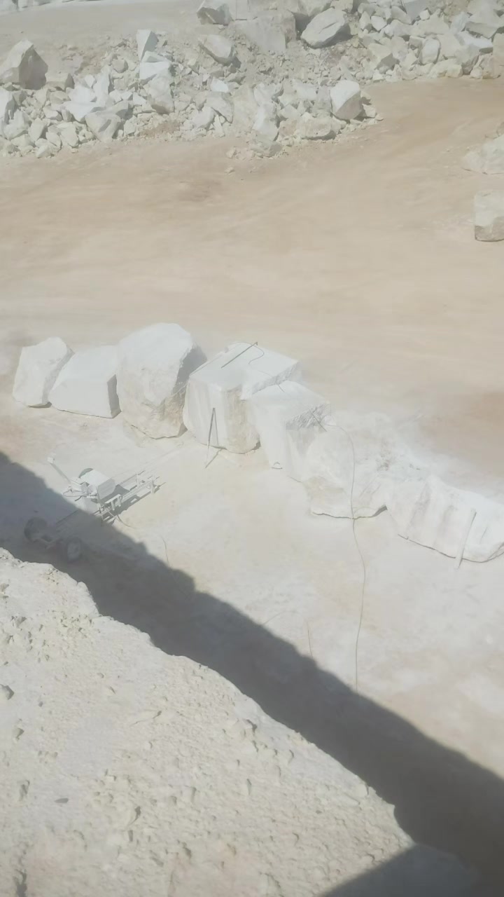 @Efeceli