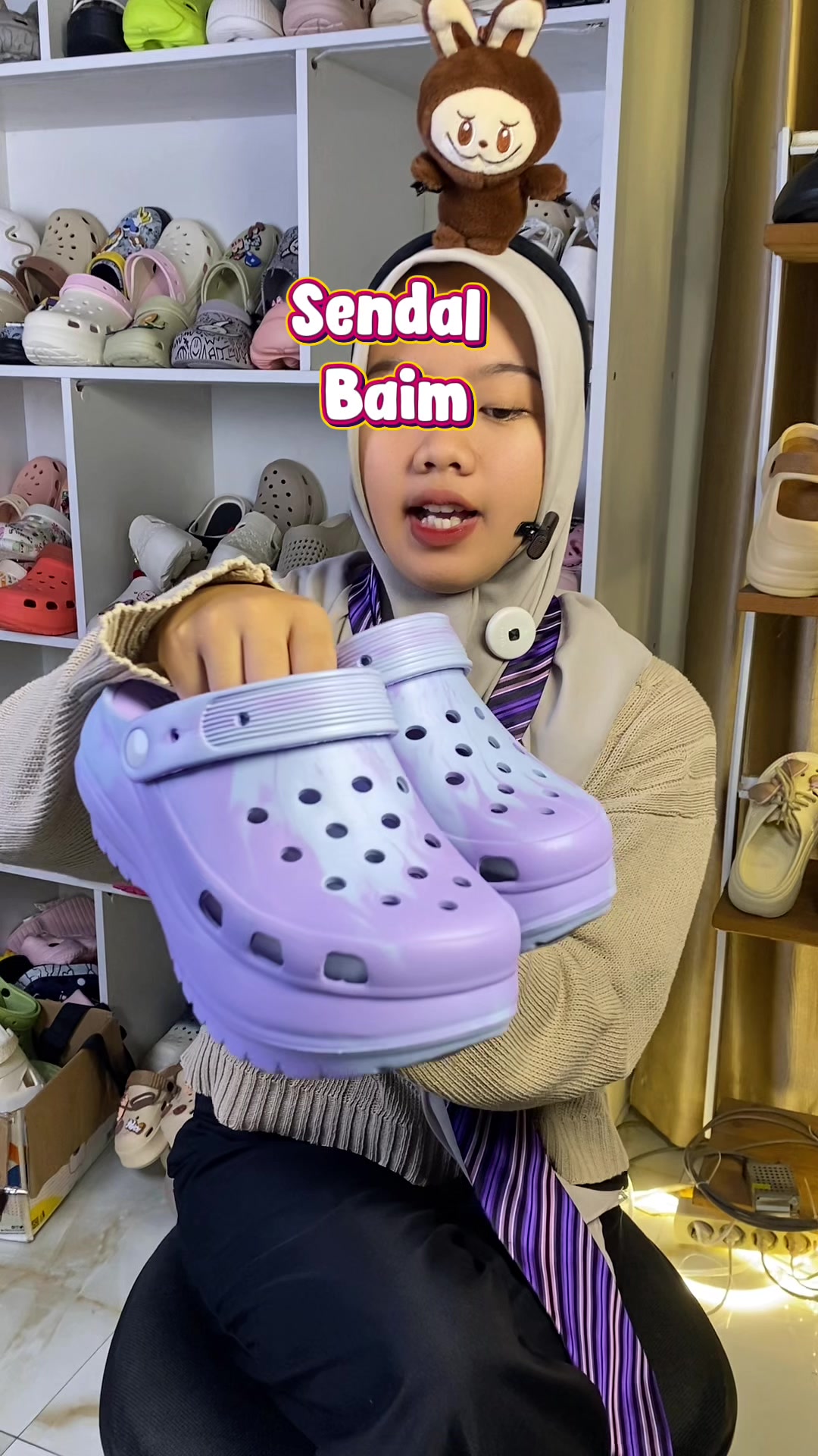 @LELI si paling TAS dan SANDAL