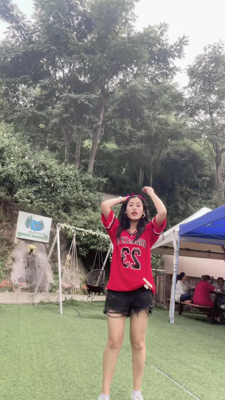 @Zaiera shahi 🌟