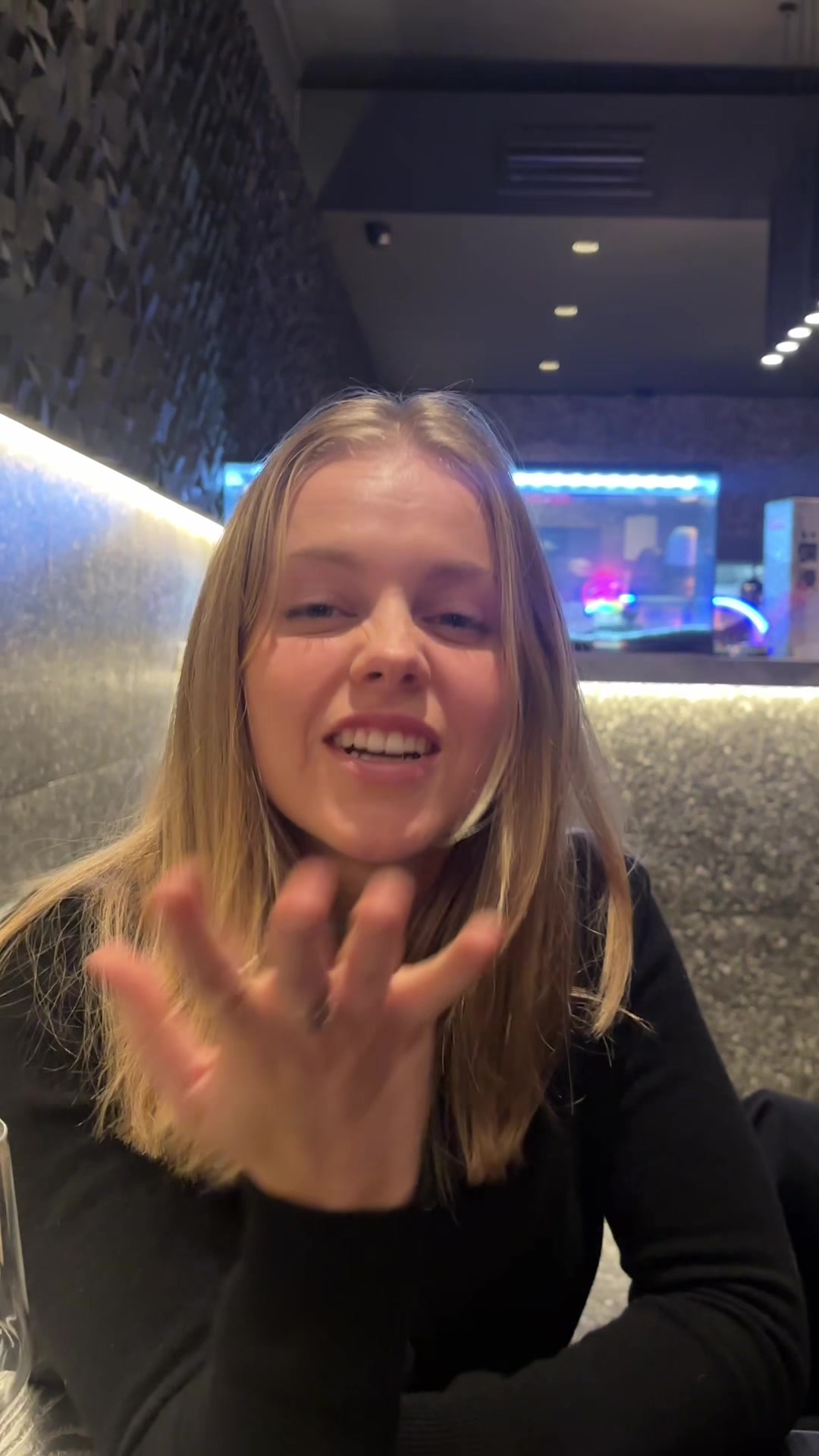 @Ellacrighton