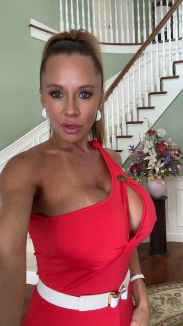 @kaitlynjaynne