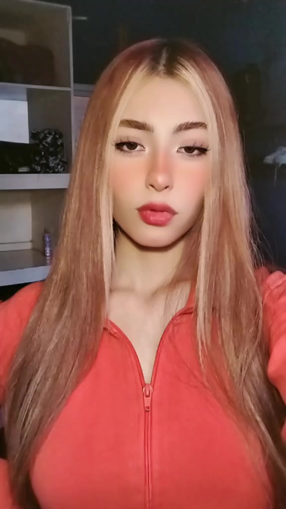 @Nicol Chávez ✨🐽