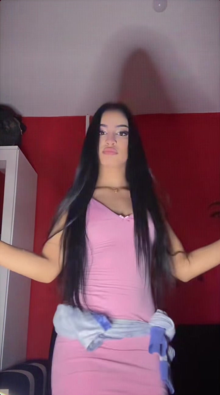 @𝓬𝓻𝓲𝓼𝓽𝓲𝓷𝓪🎀
