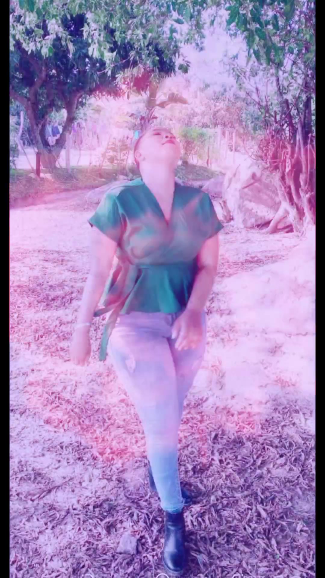@valeriavee_