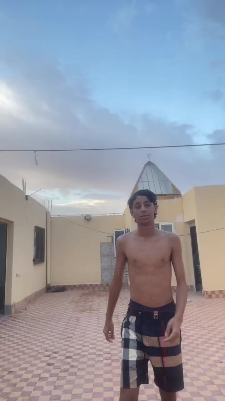 @7sietee_