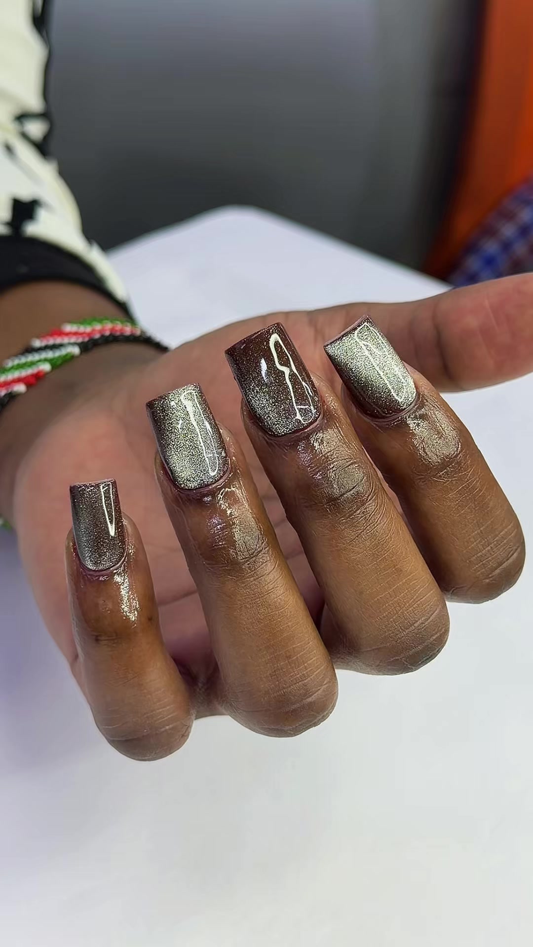 @melaki_nails