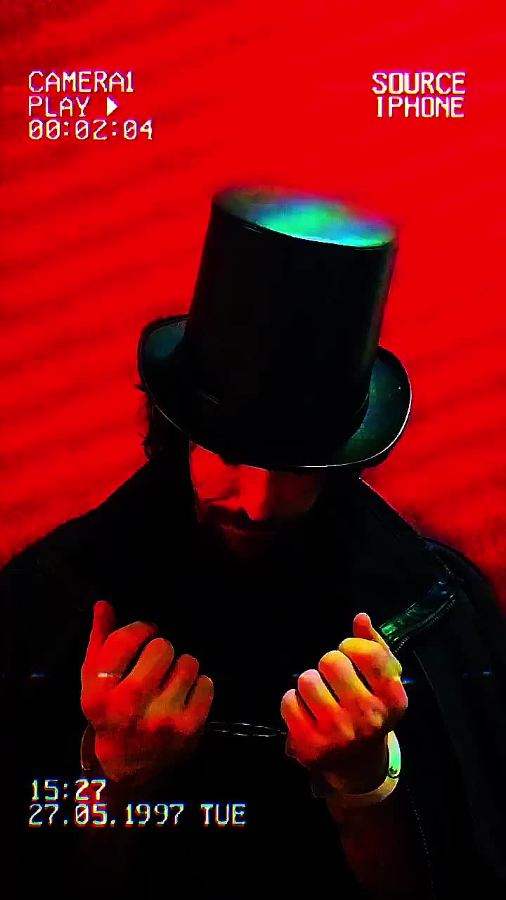 @Themanwithmanyfaces
