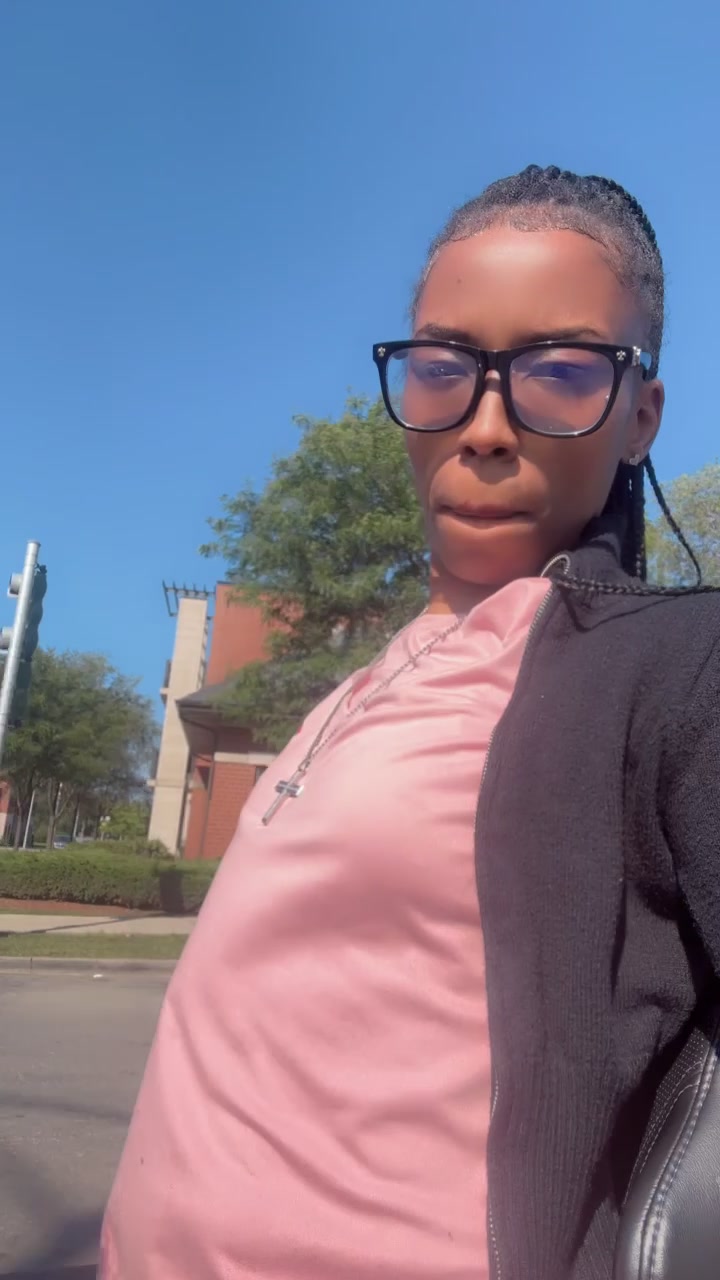 @Thatskinnygirltoya