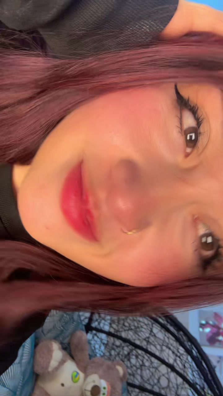 @vahiolet_&hearts;︎
