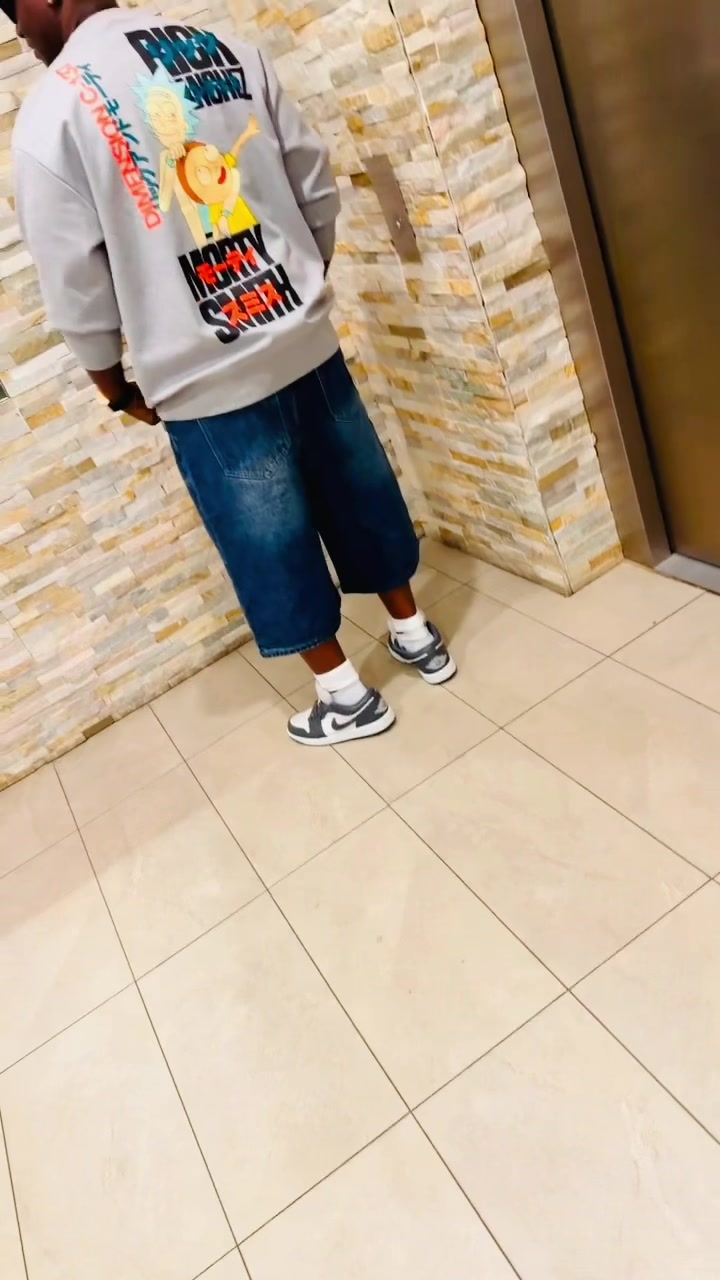 @AhmidAhmidk🇸🇱🇦🇪🇦🇺