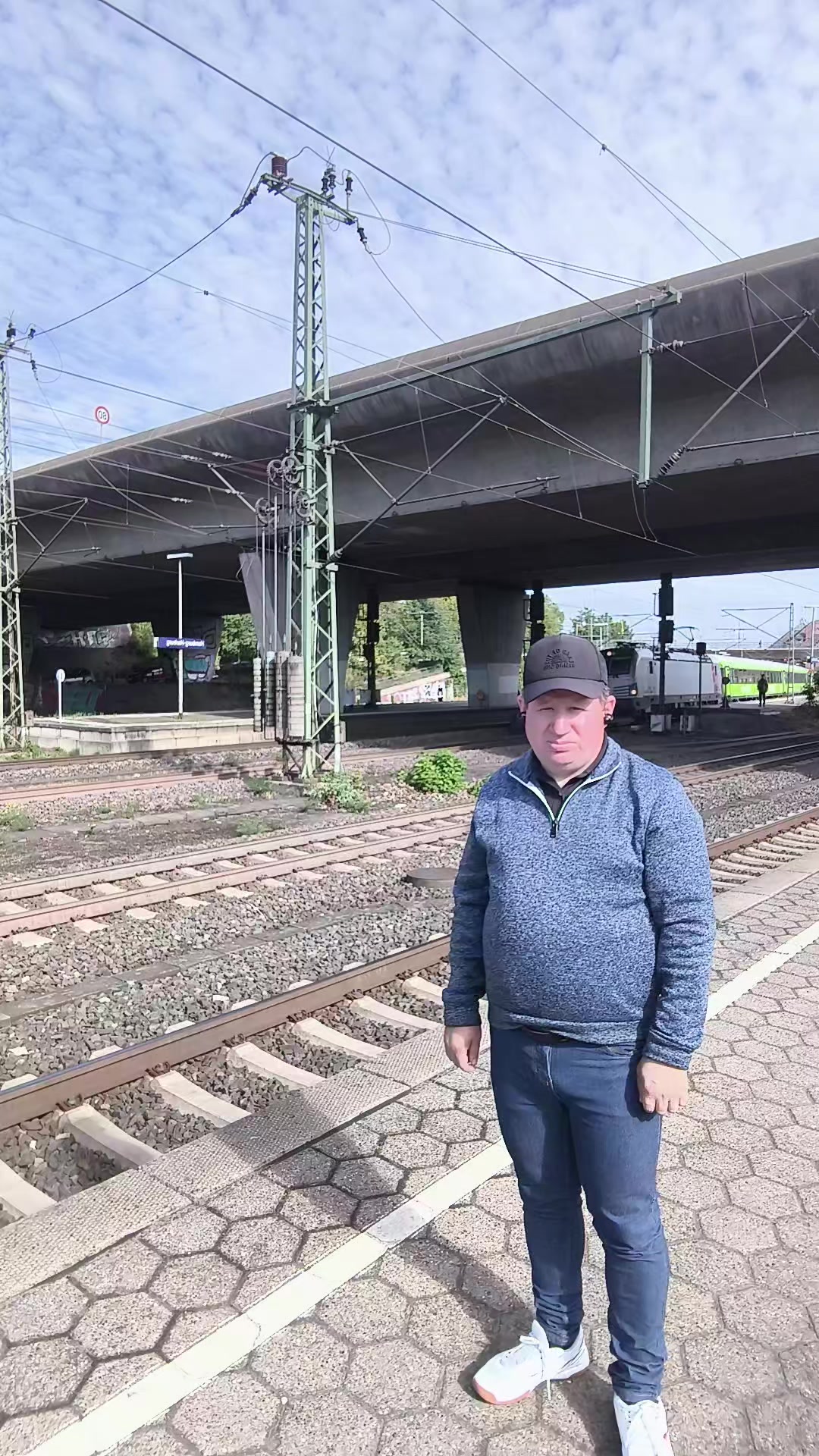 @Trainspotter Eugen SH