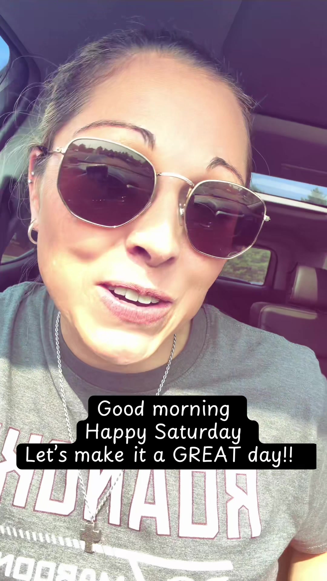 @momica_mama
