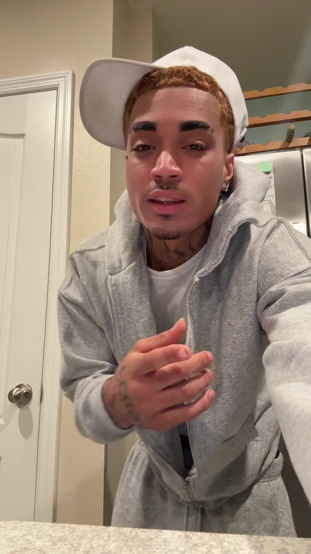 @โ