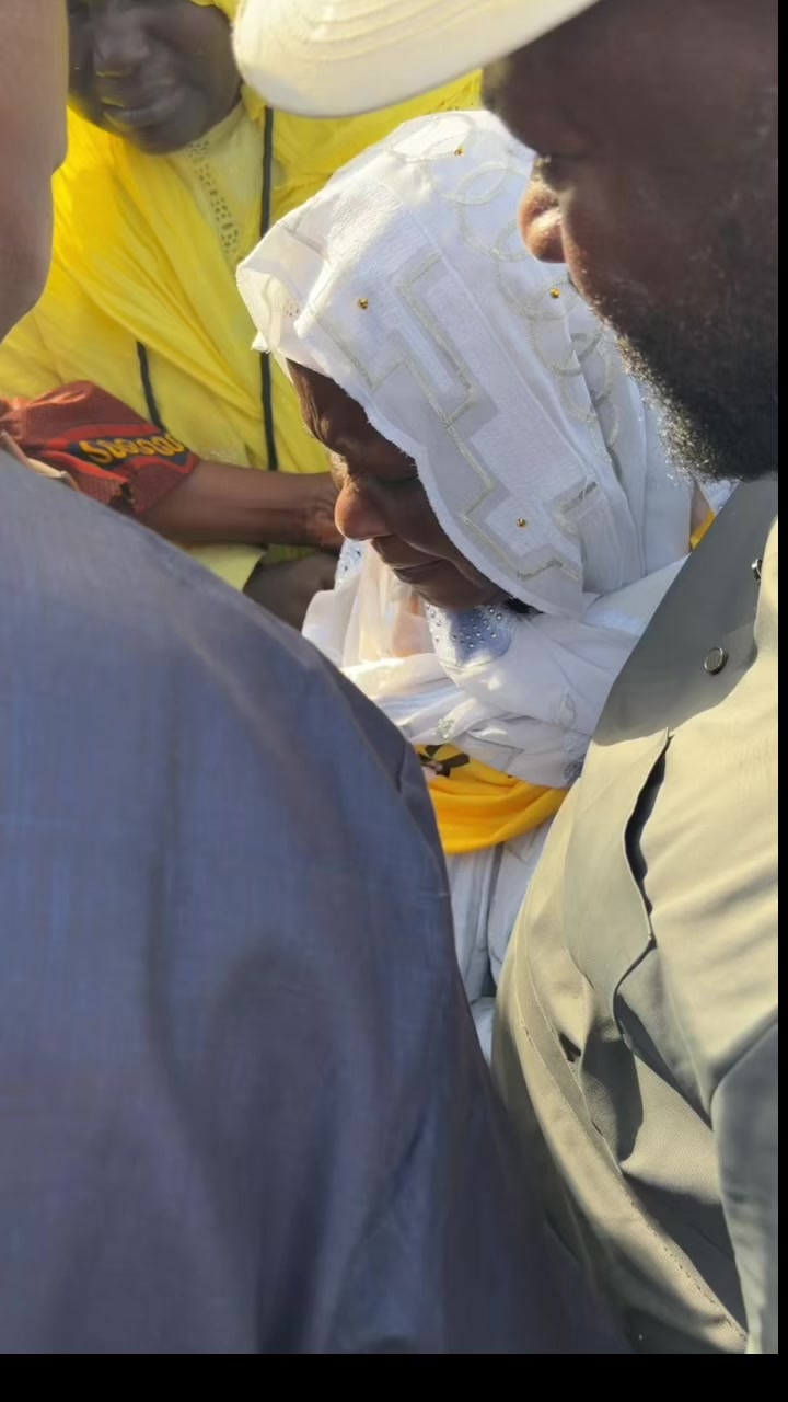 @Bbmita saliou linternational🥳