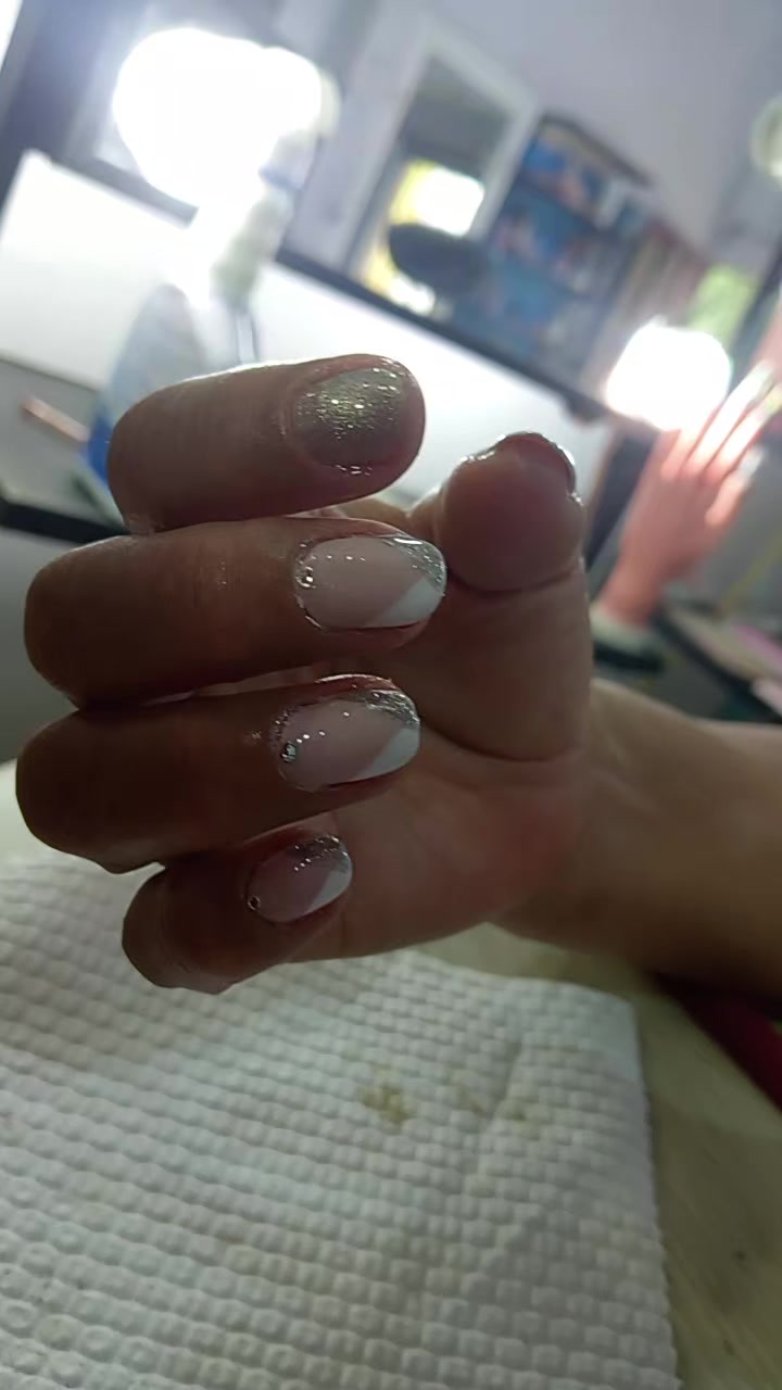 @Anabelggc